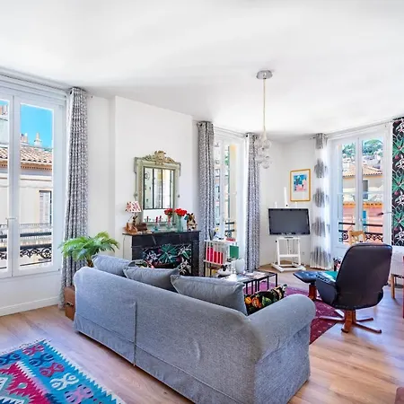 Colourful Ac One-bedroom In The Historic Centre - Dodo Et Tartine Апартаменты