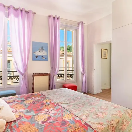 Colourful Ac One-bedroom In The Historic Centre - Dodo Et Tartine *