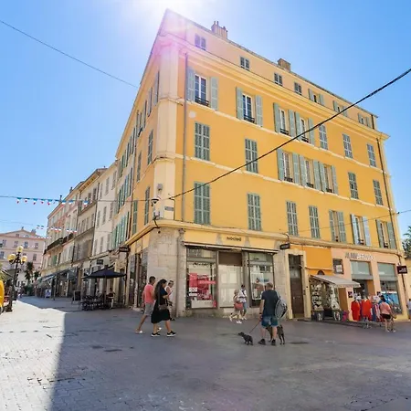 Апартаменты Colourful Ac One-bedroom In The Historic Centre - Dodo Et Tartine *